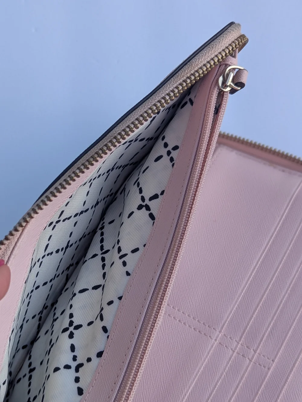 Kate Spade New York Blush Pink Saffiano Leather Zip Around Wallet Organizer
